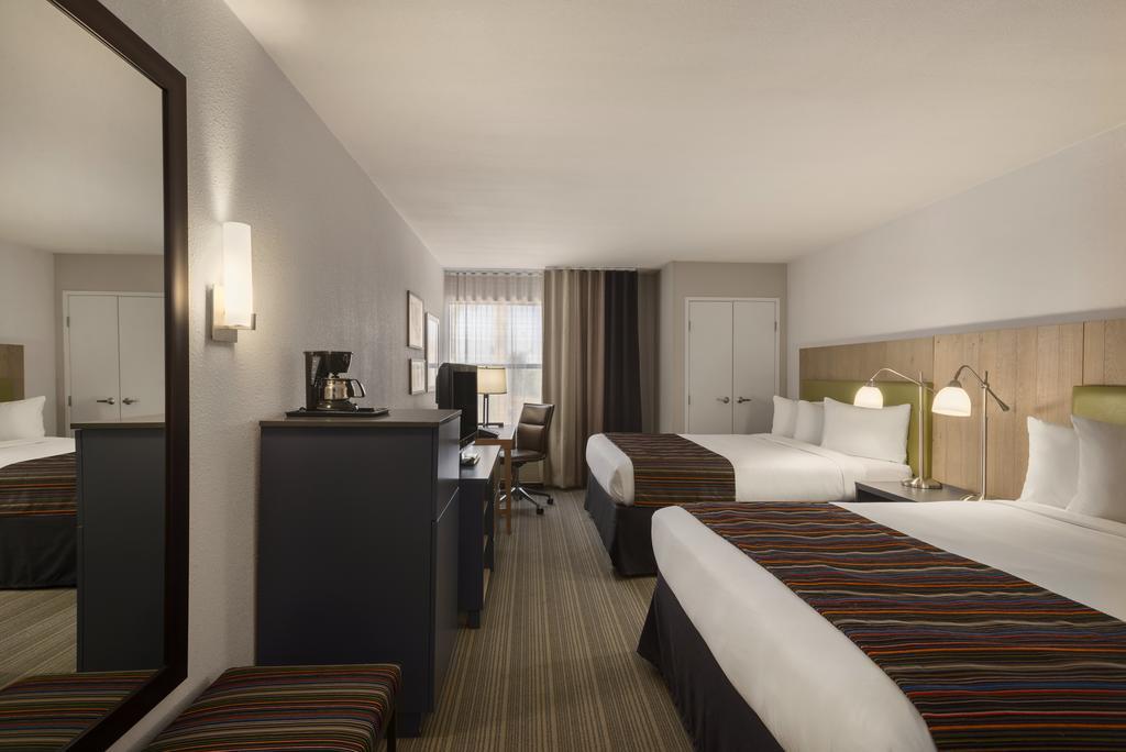 Greentree Inn & Suites Phoenix Sky Harbor Номер фото